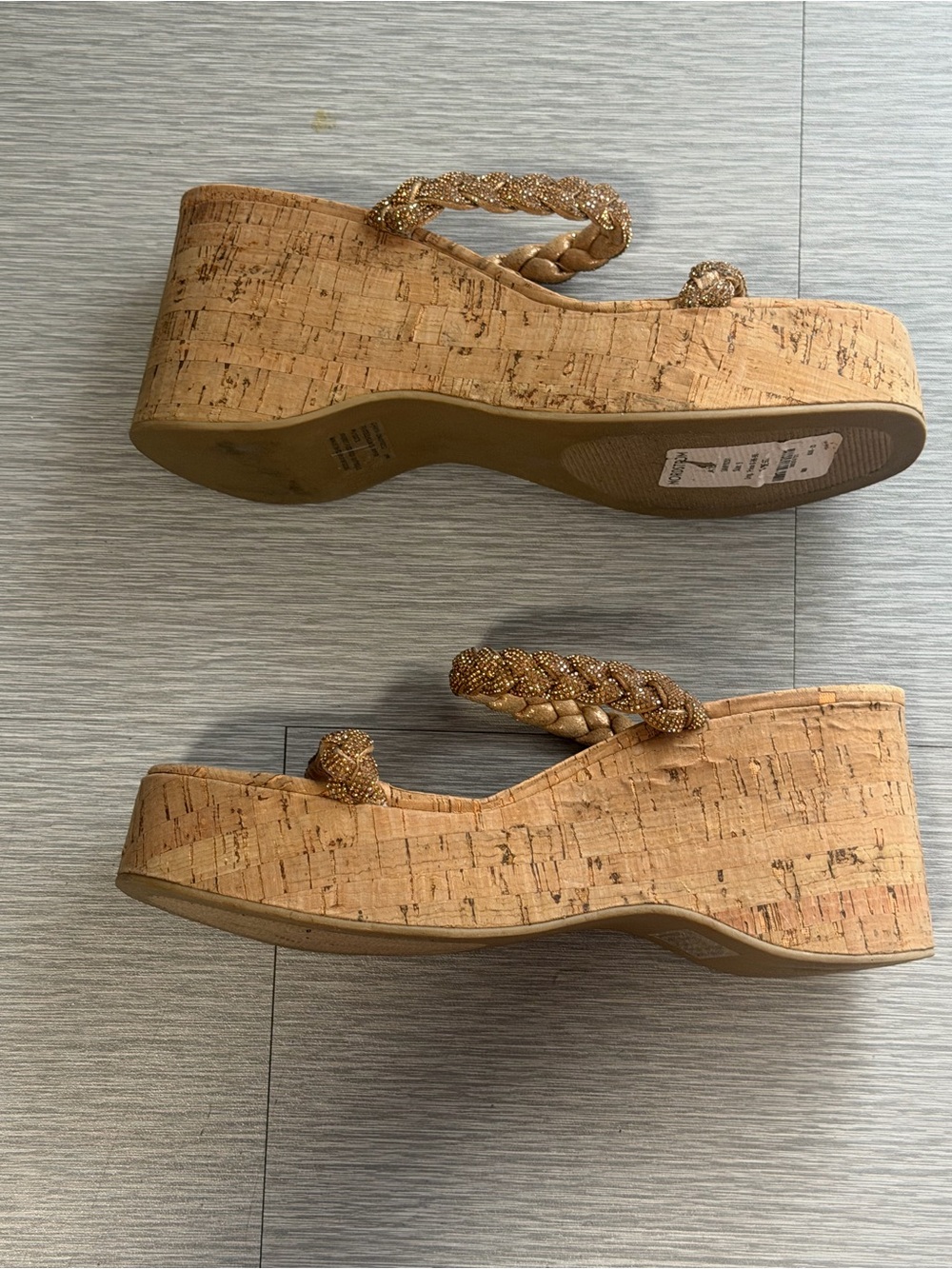 Steve Madden Danya-In Gold Wedges Size 9 NWOB - Picture 7 of 11